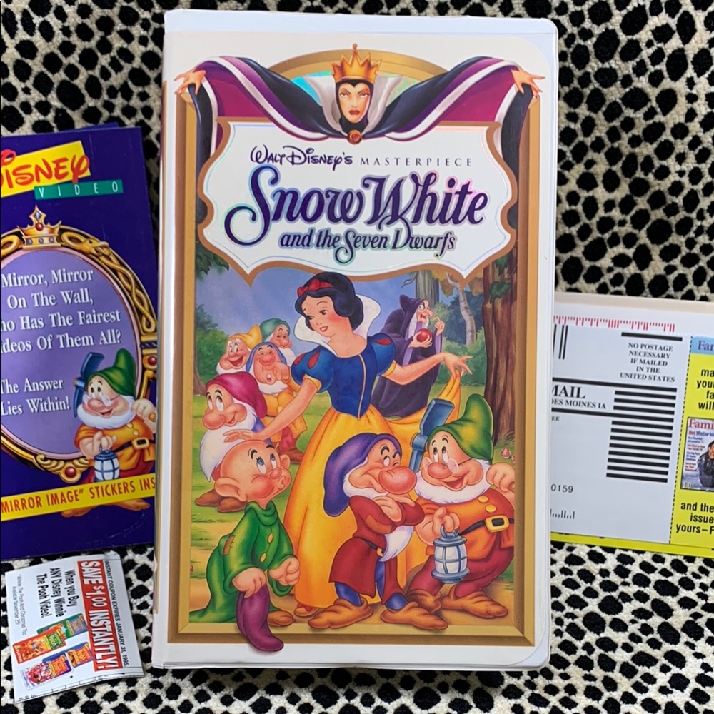 Disney Snow White and the Seven Dwarfs VHS 1994
